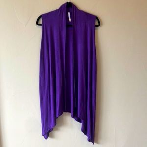 Purple sleeveless wrap